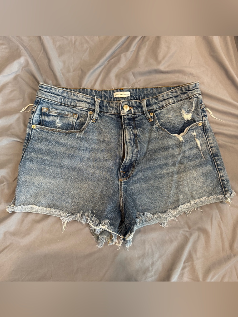 Good American 90's Short Yoke Contrast Patch Shorts Size 12/31